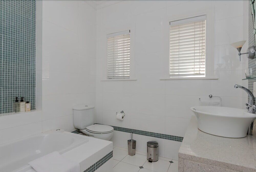 Abbey Manor Luxury Guesthouse Cape Town Exterior photo